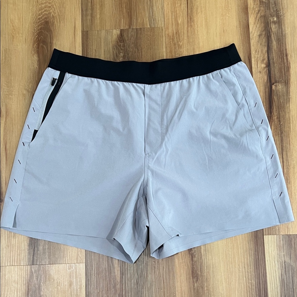 Ten Thousand Interval Shorts - 5” Linerless